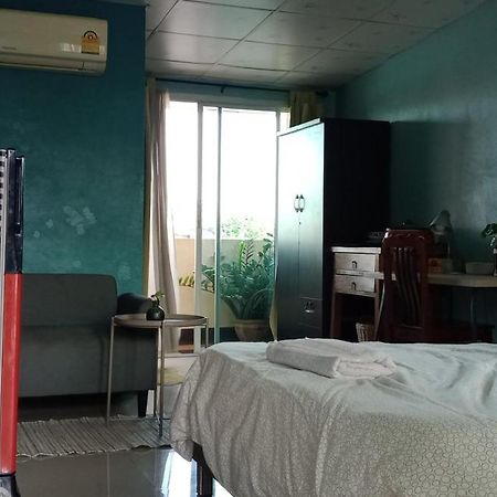 Nbh.@ Prannok Appartement Bangkok Buitenkant foto